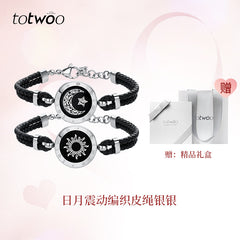 Totwoo Smart Bracelet with Flash & Vibration for Couples Value Destination