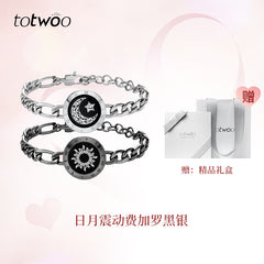 Totwoo Smart Bracelet with Flash & Vibration for Couples Value Destination